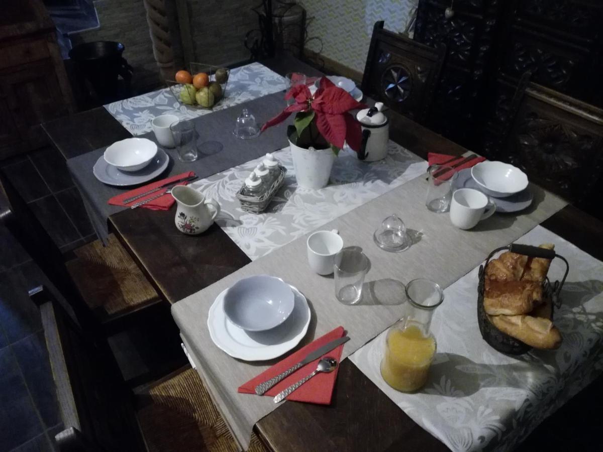Chez Lorette Mauzé-sur-le-Mignon Kültér fotó